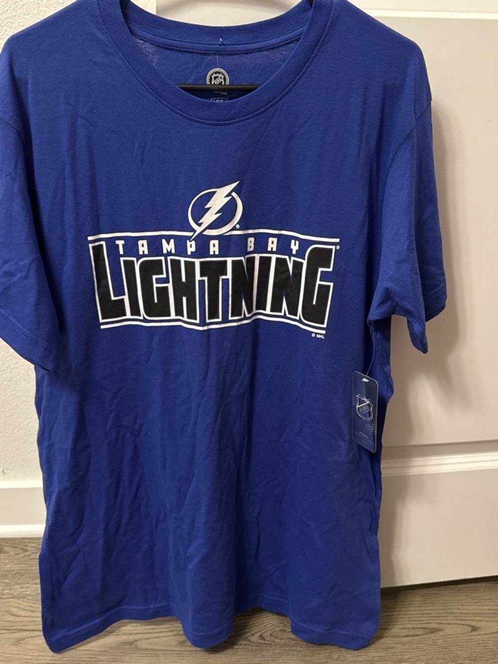 NWT NHL Tampa Bay Lightning Blue Graphic Tee